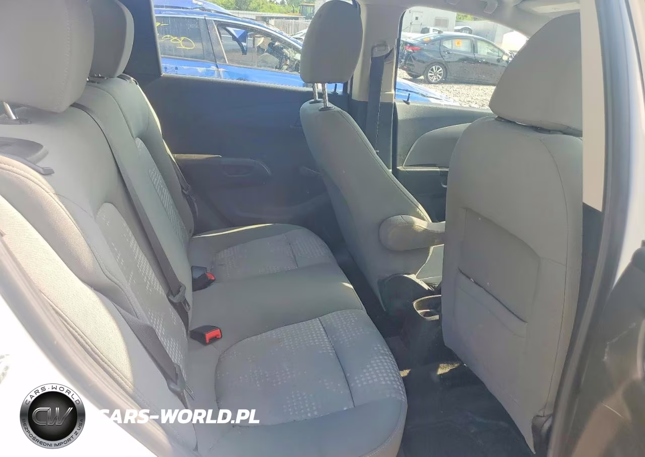 2017 Chevrolet Sonic VIN:1G1JG6SHXH4145467 - 10