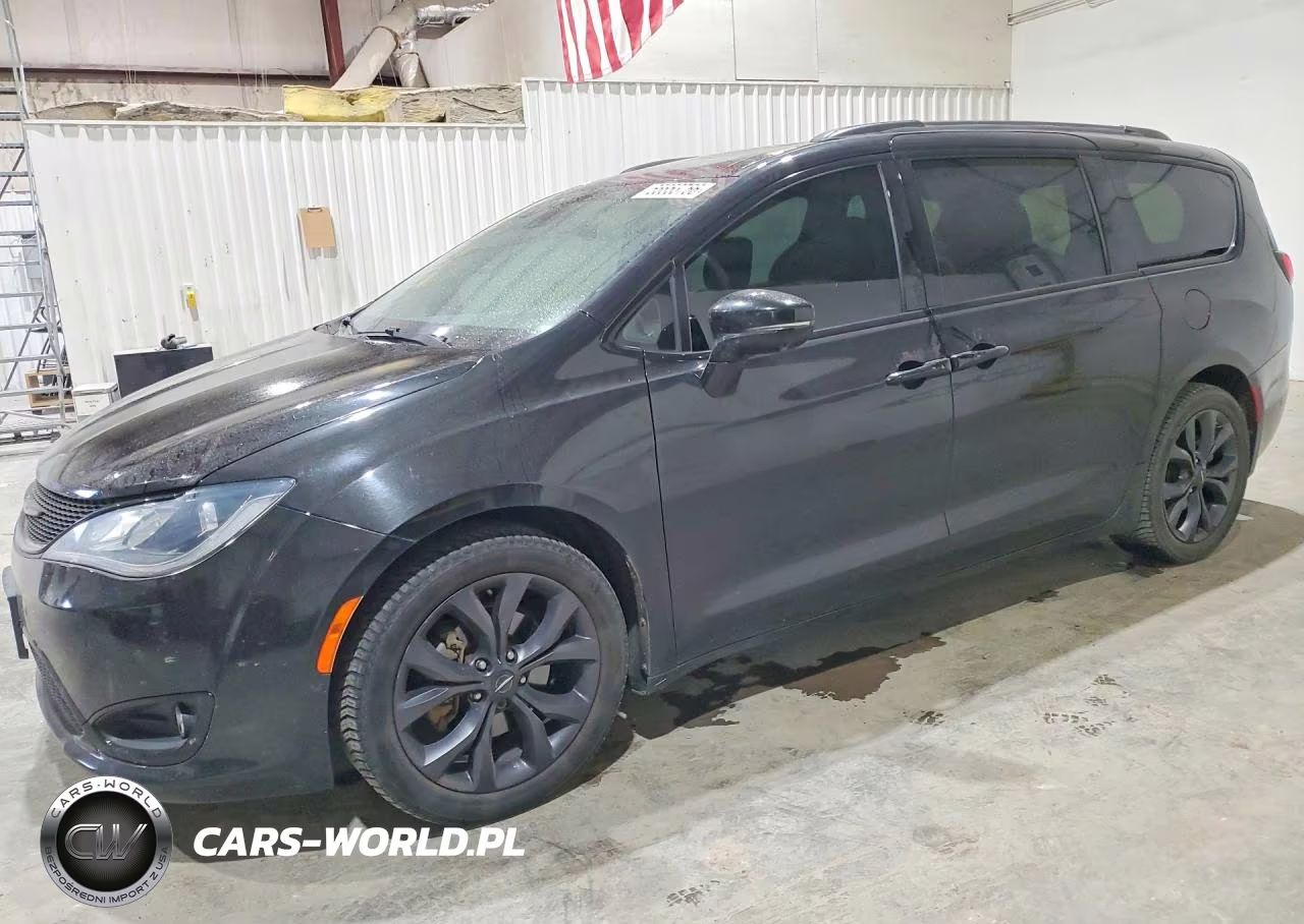 2018 Chrysler Pacifica Limited