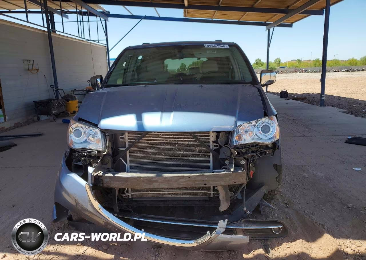 2012 Chrysler Town & Country Limited VIN:2C4RC1GG7CR200097 - 5