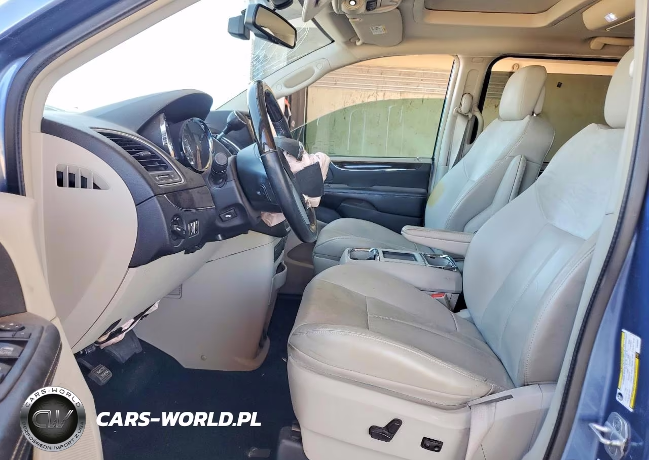 2012 Chrysler Town & Country Limited VIN:2C4RC1GG7CR200097 - 7