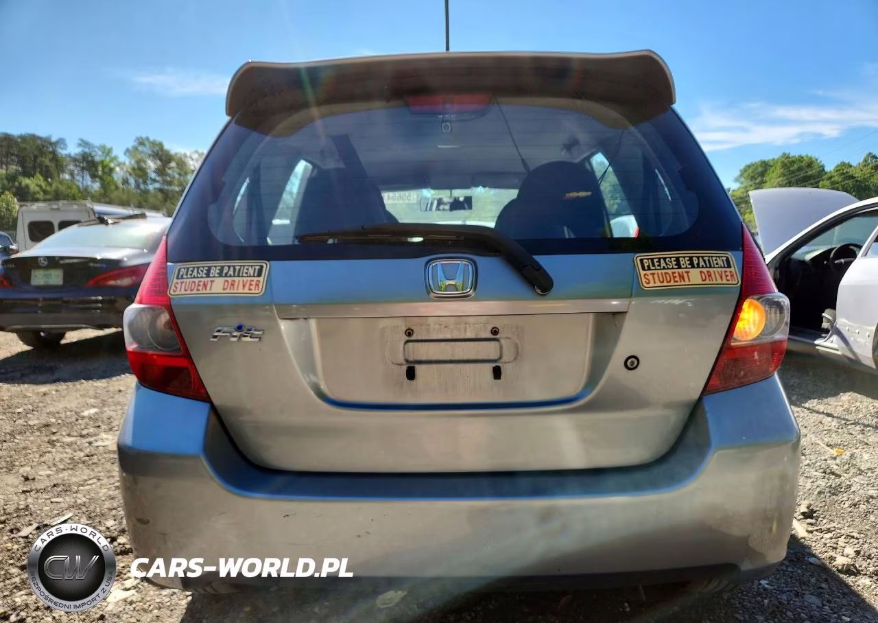 2007 Honda Fit VIN:JHMGD38447S019000 - 6