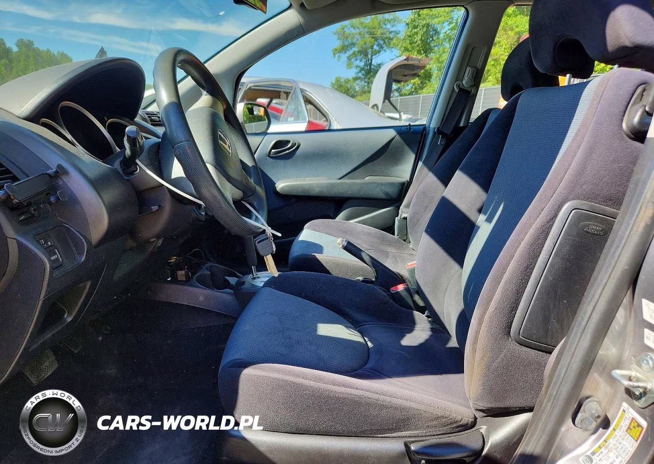 2007 Honda Fit VIN:JHMGD38447S019000 - 7