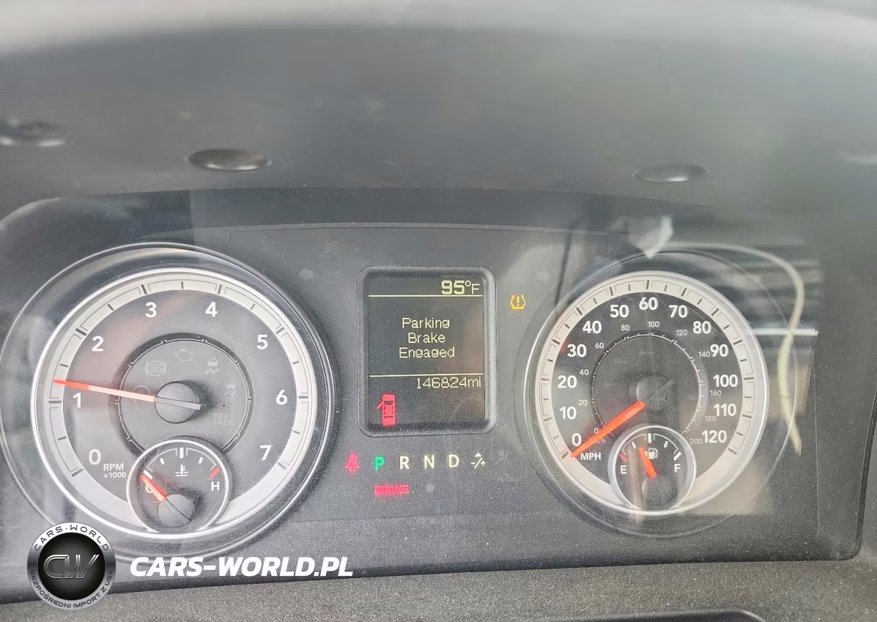 2013 Ram 2500 St VIN:3C6TR5CTXDG603648 - 9
