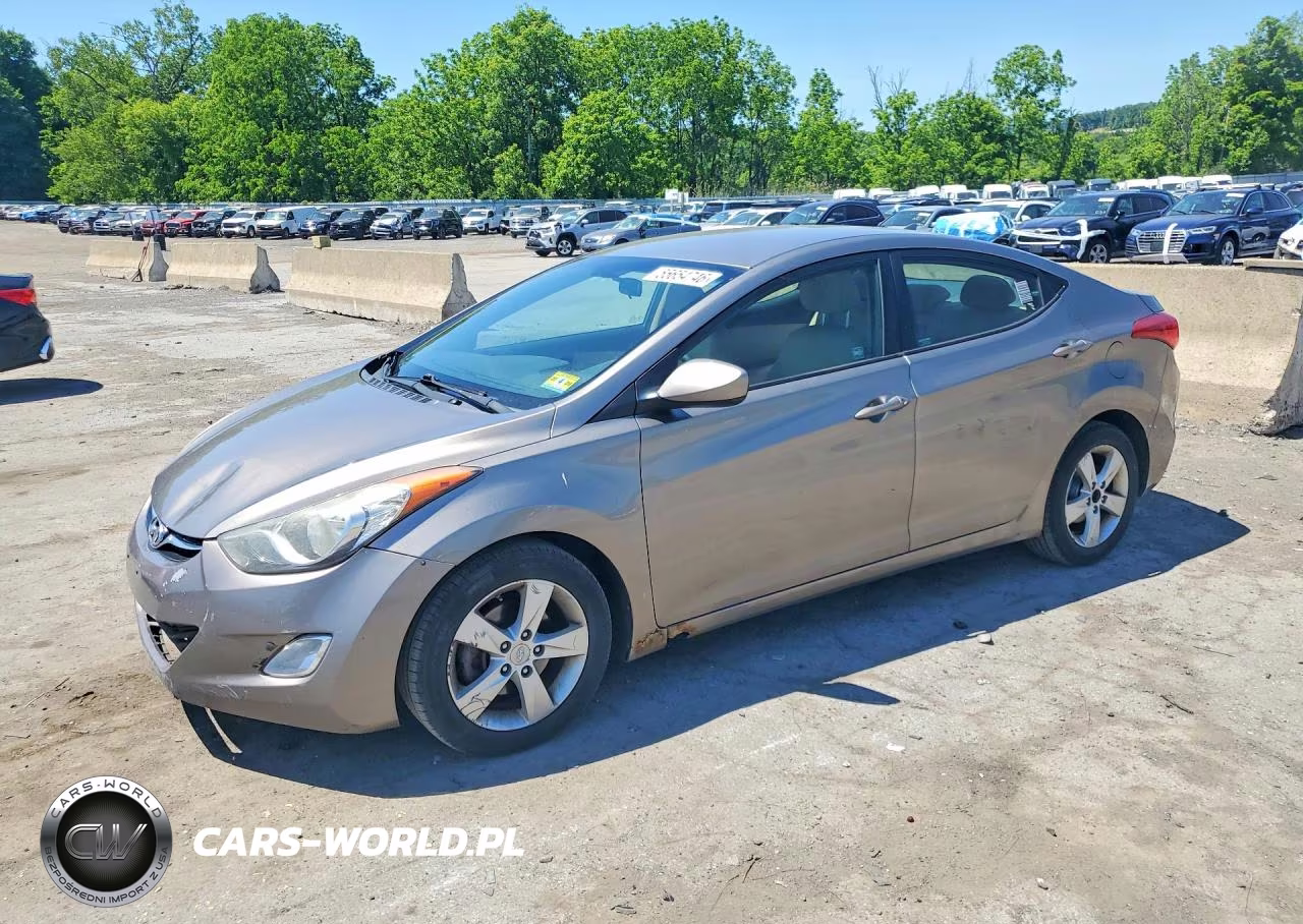 2013 Hyundai Elantra Gls – zdjęcie 1 z 12