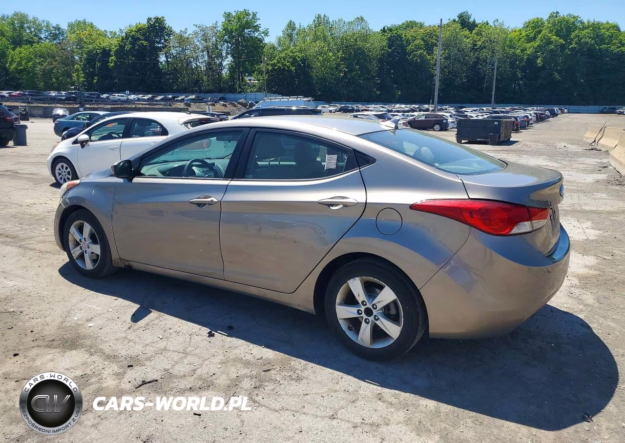 2013 Hyundai Elantra Gls VIN:5NPDH4AE3DH272014 - 2