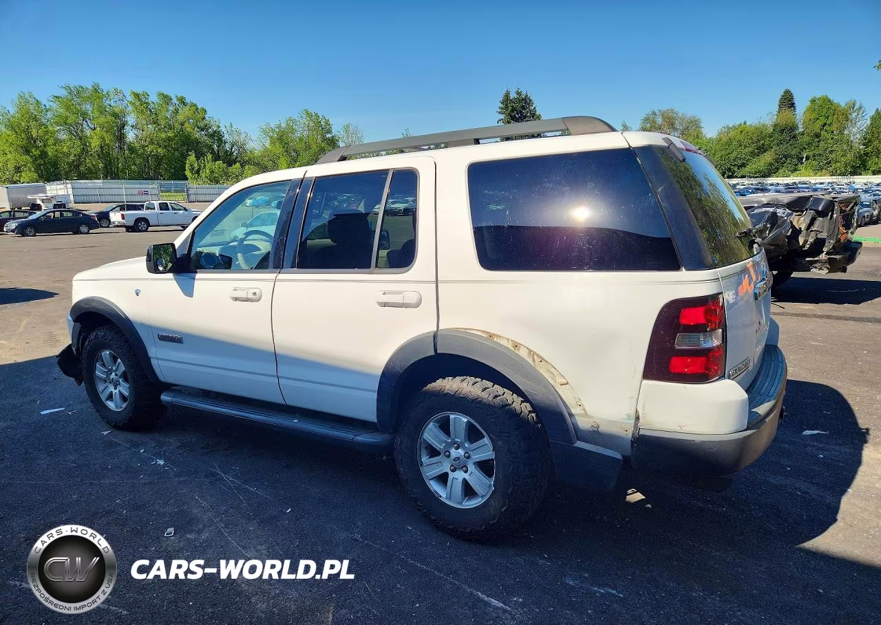 2007 Ford Explorer Xlt VIN:1FMEU73897UA82636 - 2