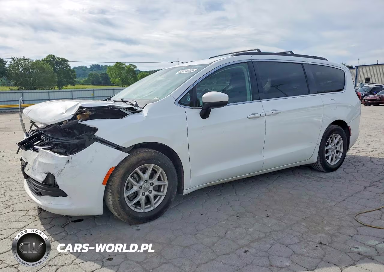 2020 Chrysler Voyager Lxi
