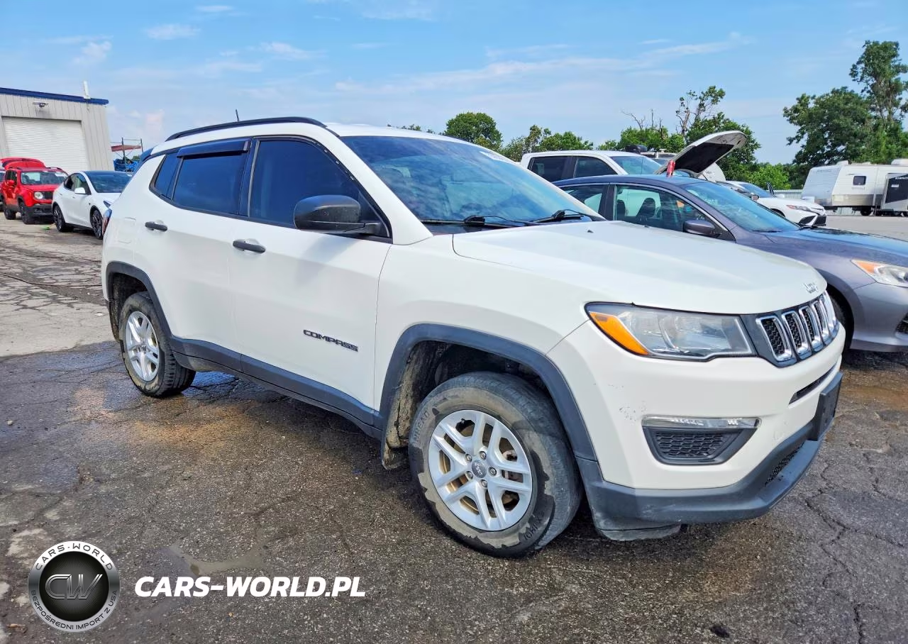 2017 Jeep Compass Sport VIN:3C4NJDABXHT646168 - 4