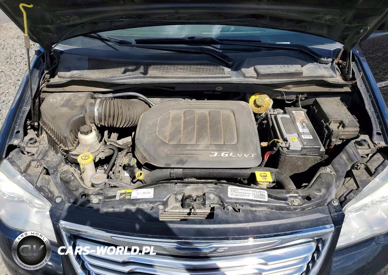 2014 Chrysler Town & Country Touring VIN:2C4RC1BG4ER358262 - 12