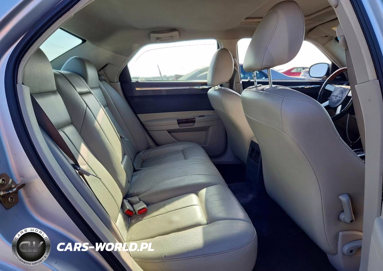 2005 Chrysler 300 VIN:2C3JA53G45H553958 - 11