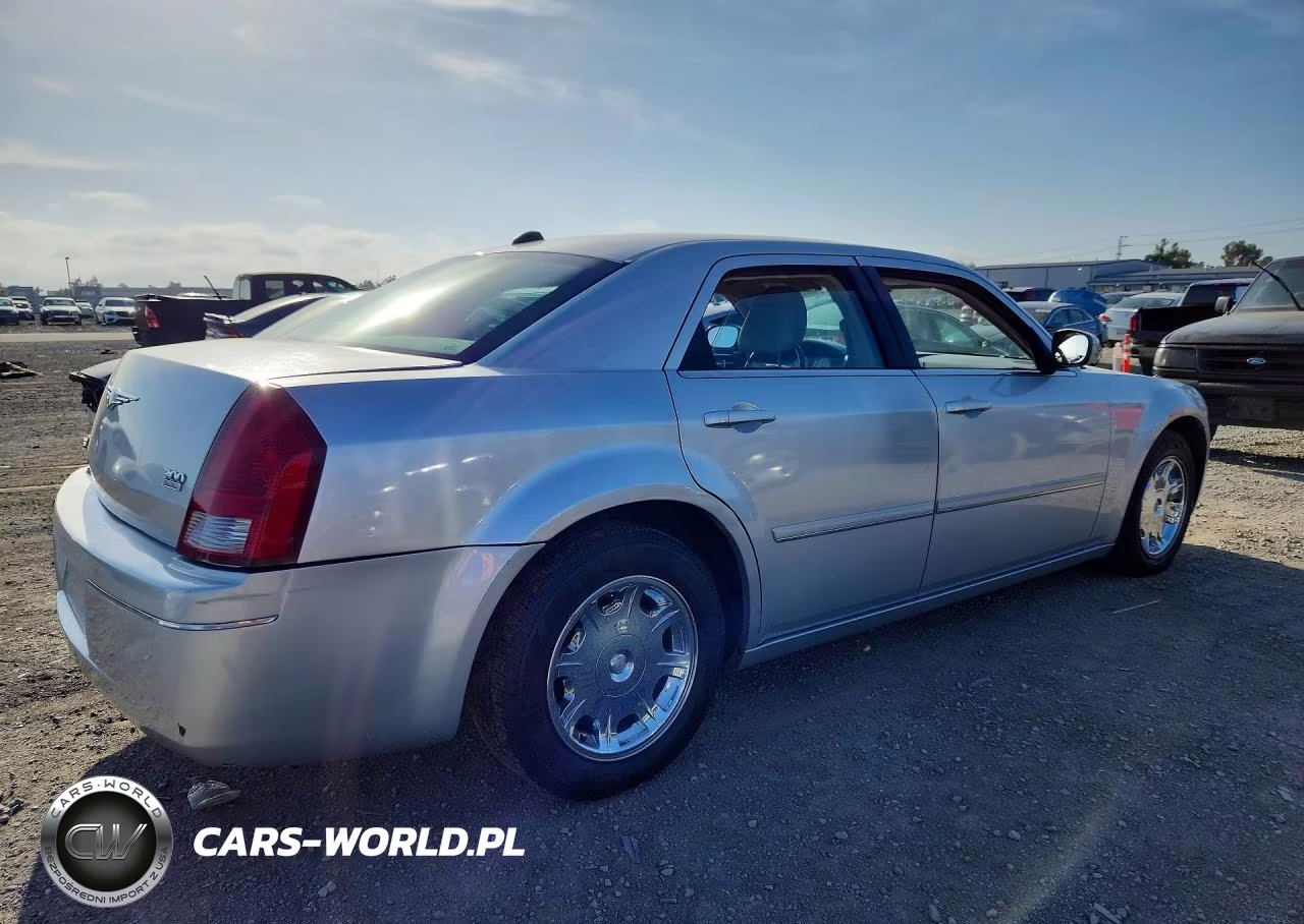 2005 Chrysler 300 VIN:2C3JA53G45H553958 - 3