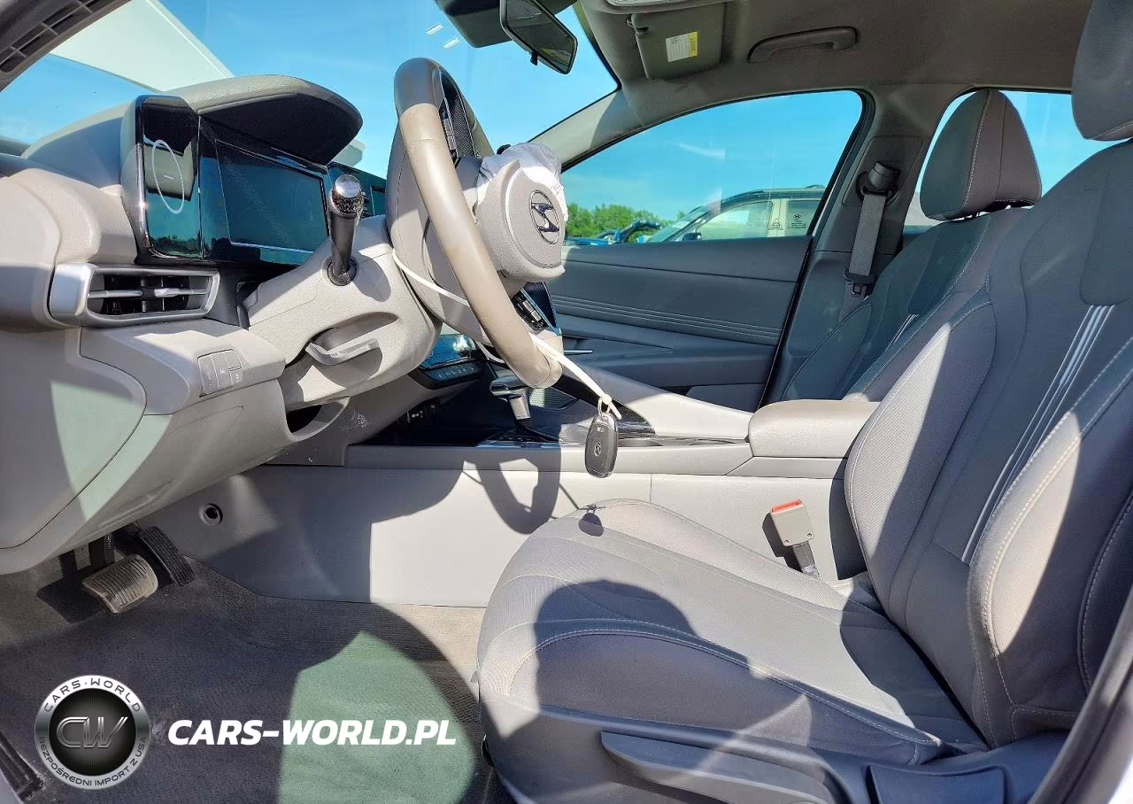 2022 Hyundai Elantra Sel VIN:5NPLS4AGXNH057343 - 7