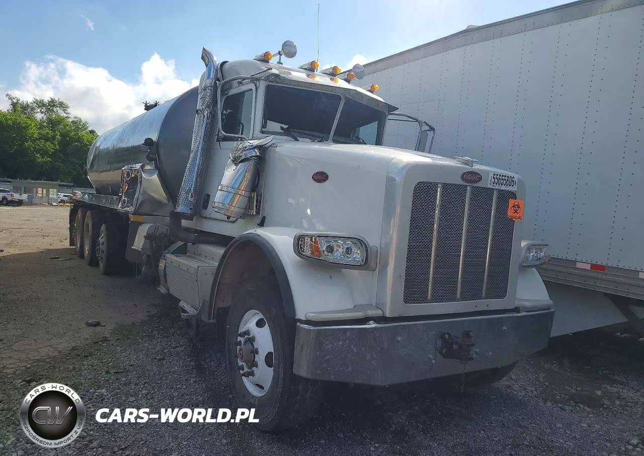 2017 Peterbilt 367 Vacuum Truck – zdjęcie 1 z 10