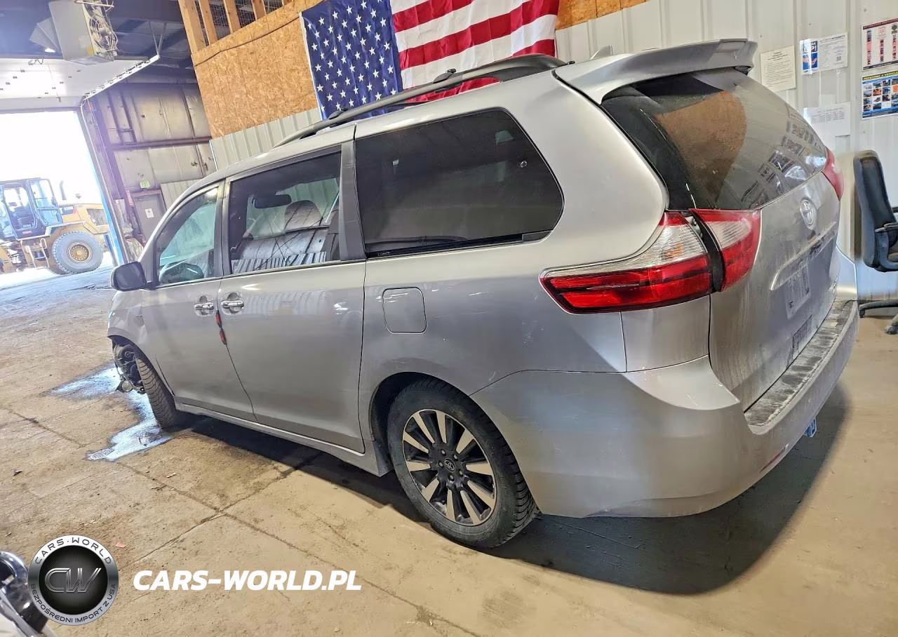 2018 Toyota Sienna Xle 7-Passenger VIN:5TDDZ3DC2JS201880 - 2
