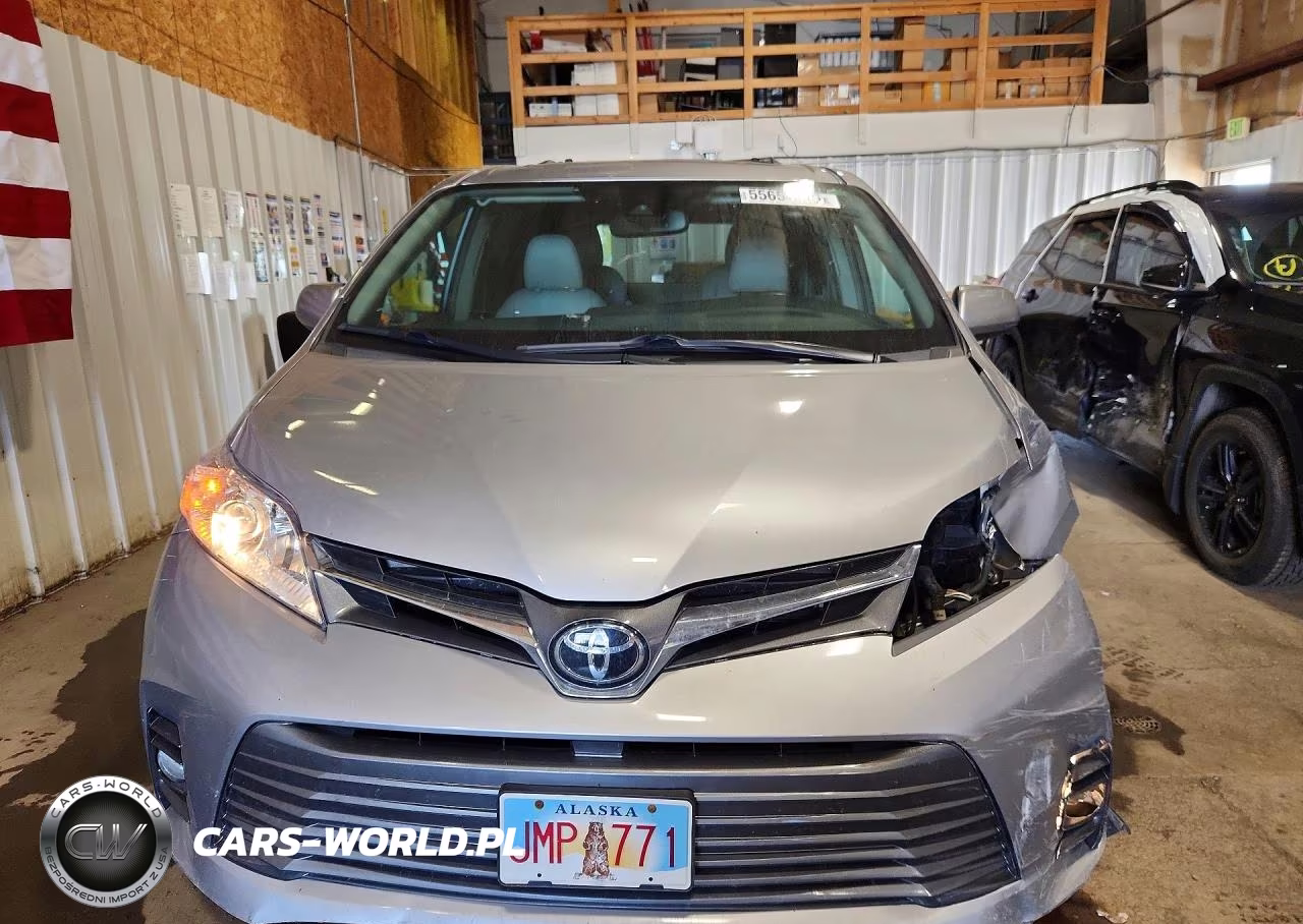 2018 Toyota Sienna Xle 7-Passenger VIN:5TDDZ3DC2JS201880 - 5