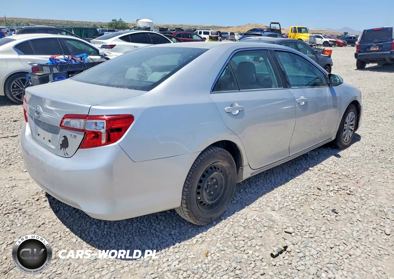 2013 Toyota Camry Le VIN:4T4BF1FK4DR296680 - 3