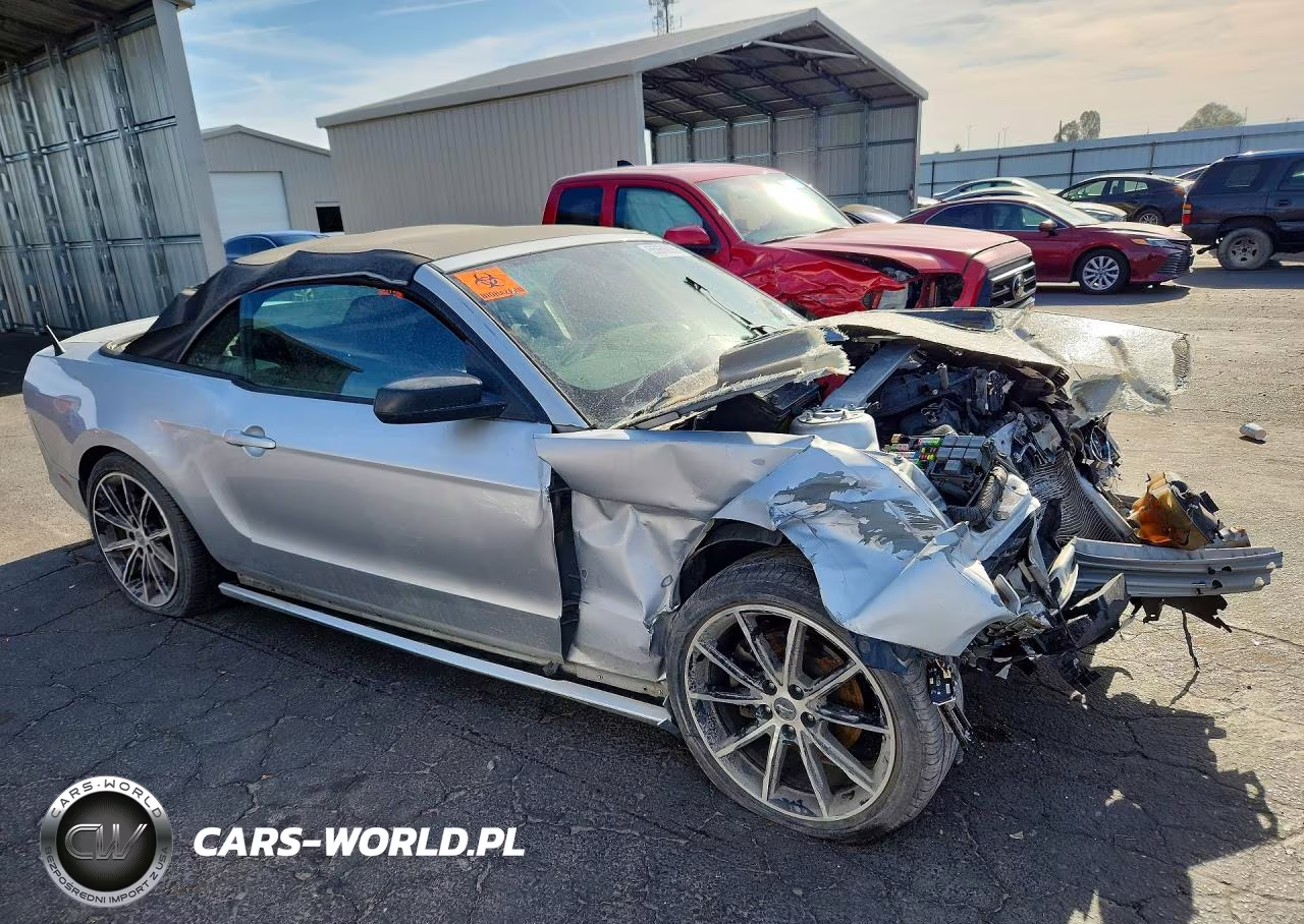 2014 Ford Mustang VIN:1ZVBP8EMXE5234118 - 4
