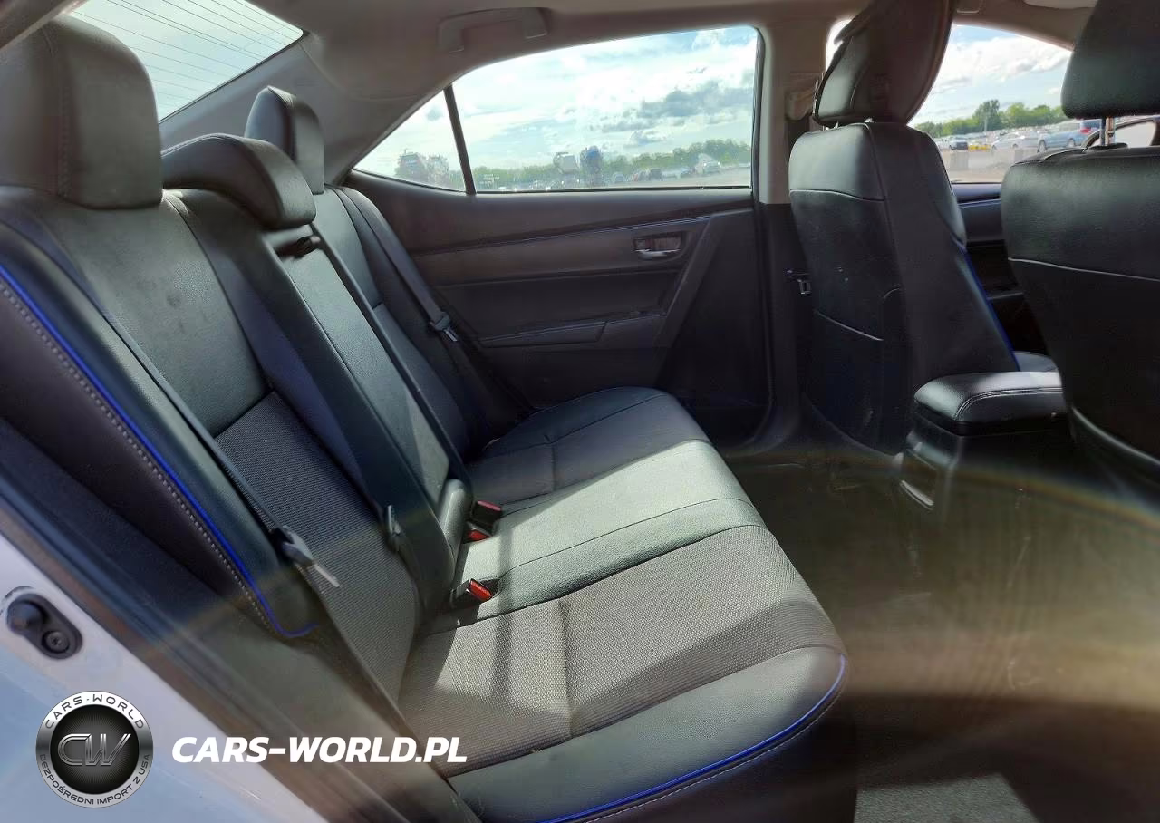 2018 Toyota Corolla Se VIN:2T1BURHE6JC079702 - 10