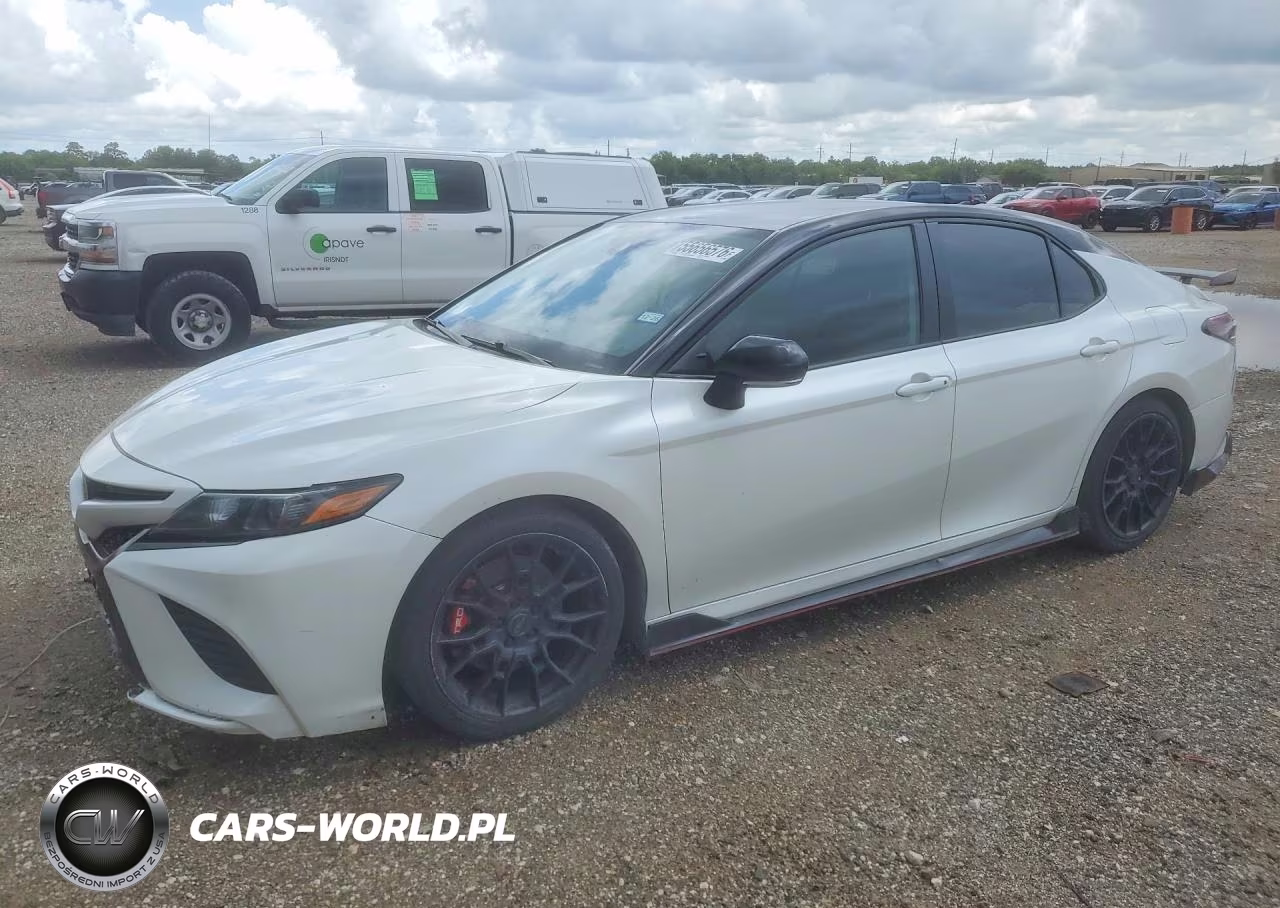 2021 Toyota Camry Trd – zdjęcie 1 z 12