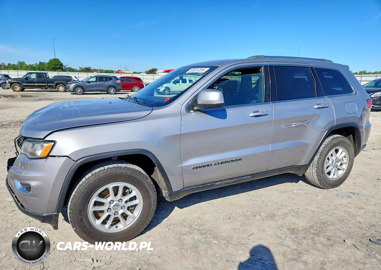 2020 Jeep Grand Cherokee Laredo