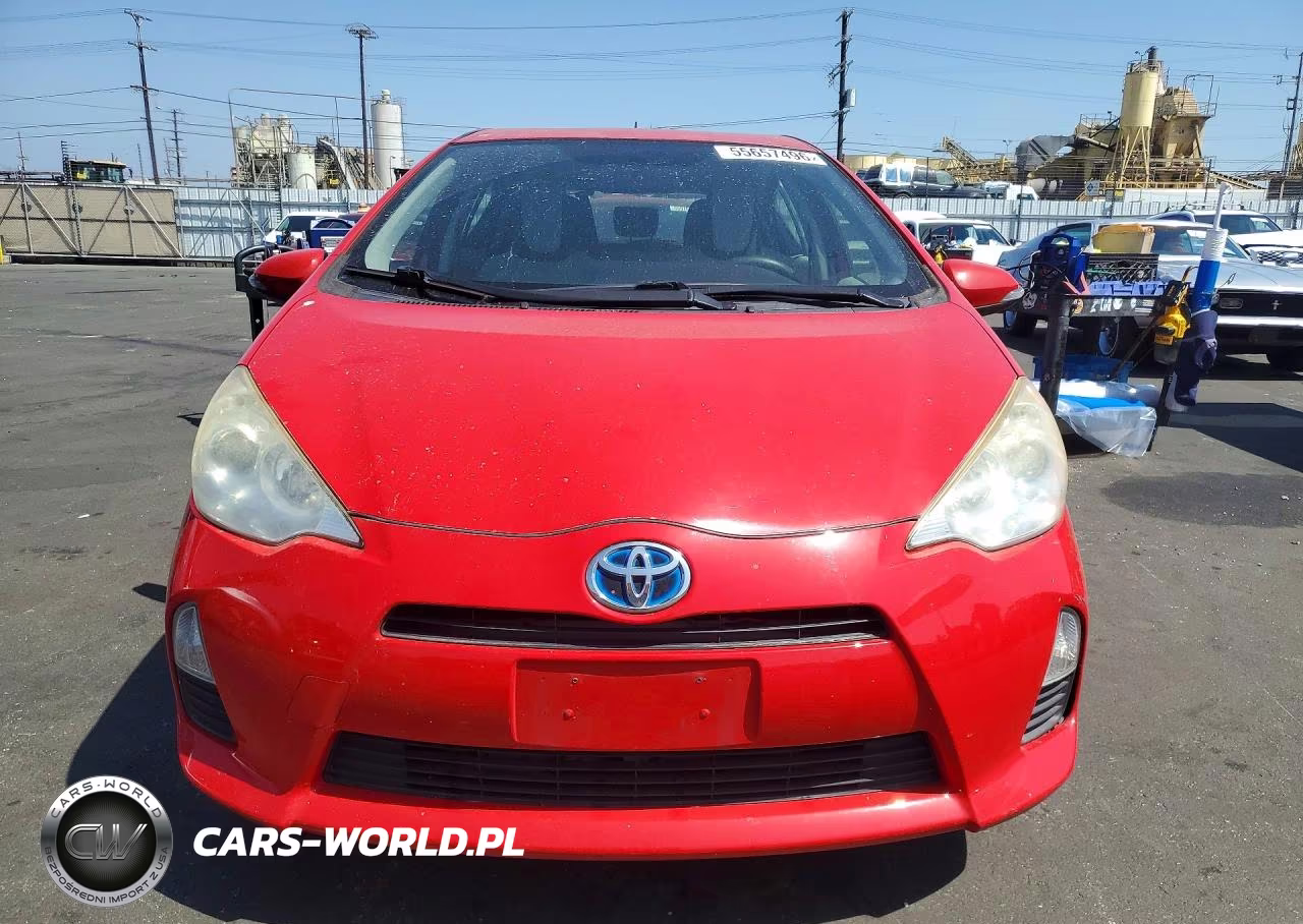 2012 Toyota Prius C One VIN:JTDKDTB3XC1524289 - 5