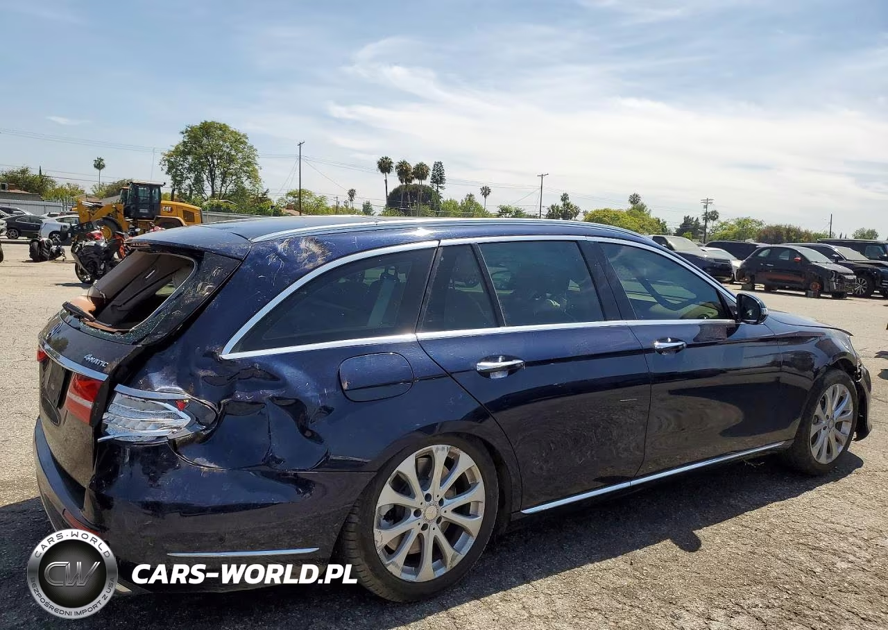 2017 Mercedes-Benz E 400 4Matic VIN:WDDZH6GB1HA165853 - 3
