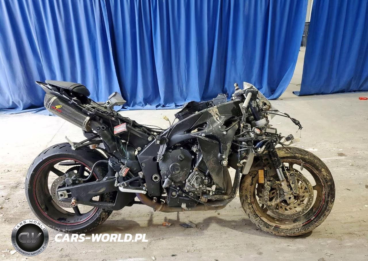 2013 Yamaha Yzfr1 – zdjęcie 1 z 8