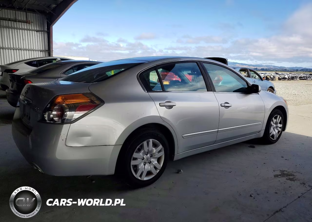 2012 Nissan Altima 2.5 VIN:1N4AL2AP5CC208838 - 3