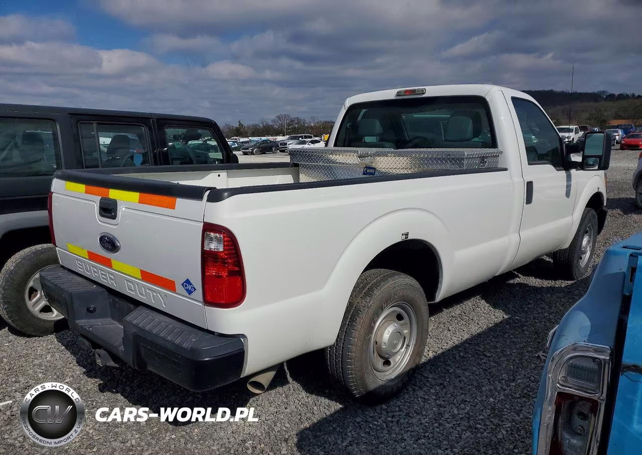 2013 Ford F250 Super Duty VIN:1FTBF2A63DEB81786 - 3