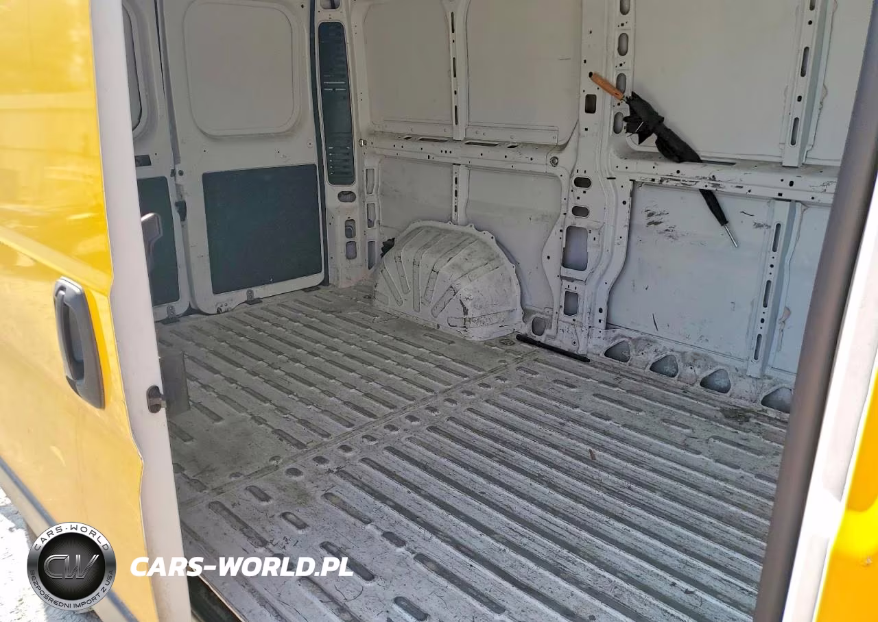 2023 Ram Promaster 2500 Delivery Van VIN:3C6LRVCGXPE563641 - 10