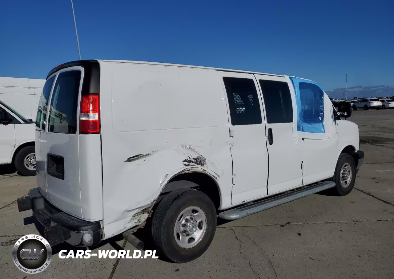 2023 Chevrolet Express 2500 Delivery Van VIN:1GCWGAFP8P1127759 - 3