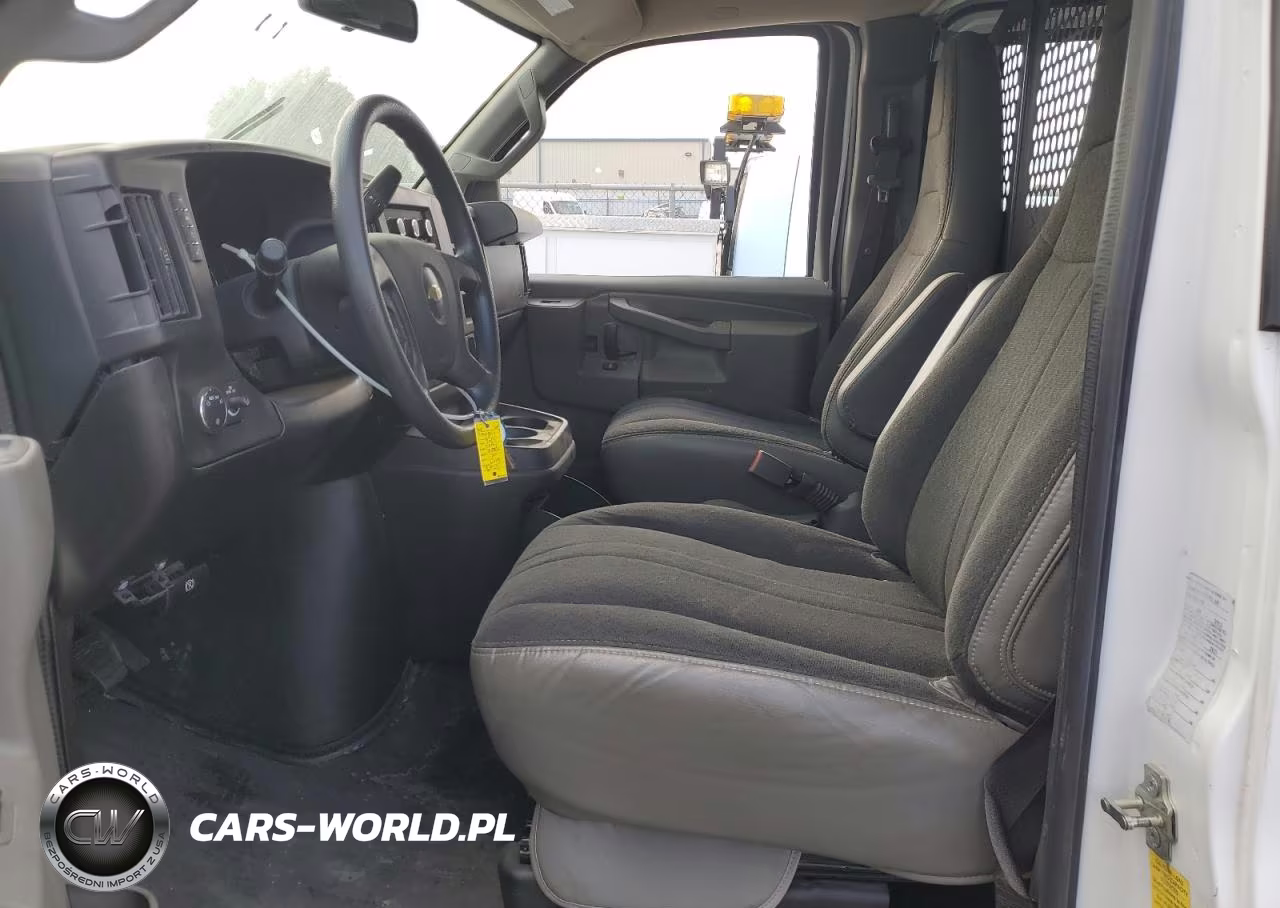 2023 Chevrolet Express 2500 Delivery Van VIN:1GCWGAFP8P1127759 - 7