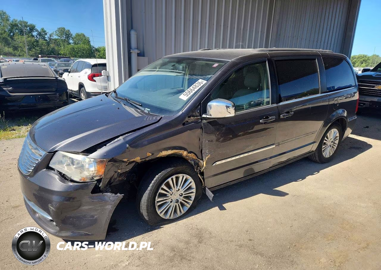 2015 Chrysler Town & Country Touring L – zdjęcie 1 z 13