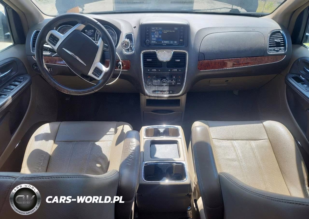 2015 Chrysler Town & Country Touring L VIN:2C4RC1CG6FR728773 - 8