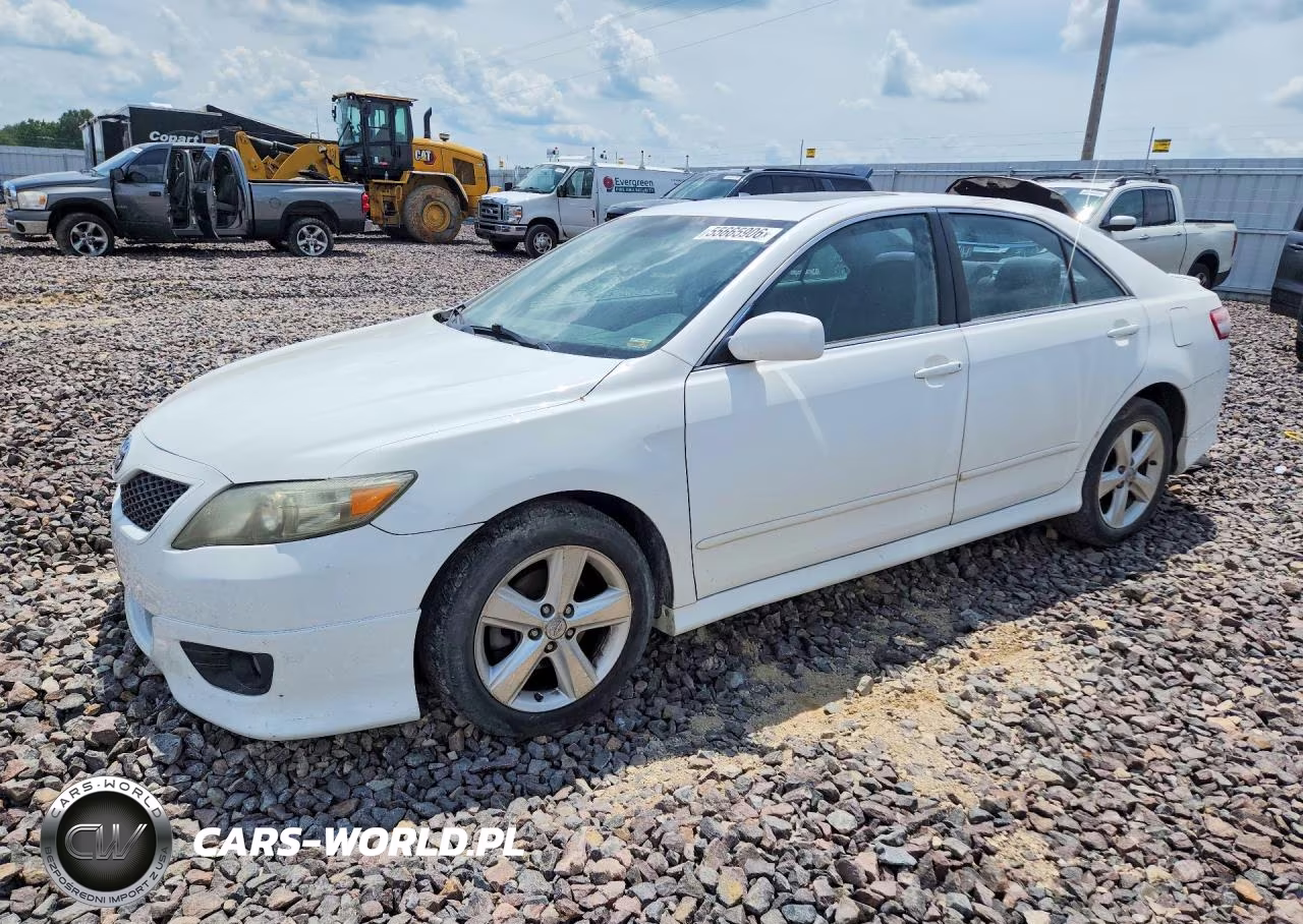 2011 Toyota Camry Se – zdjęcie 1 z 12