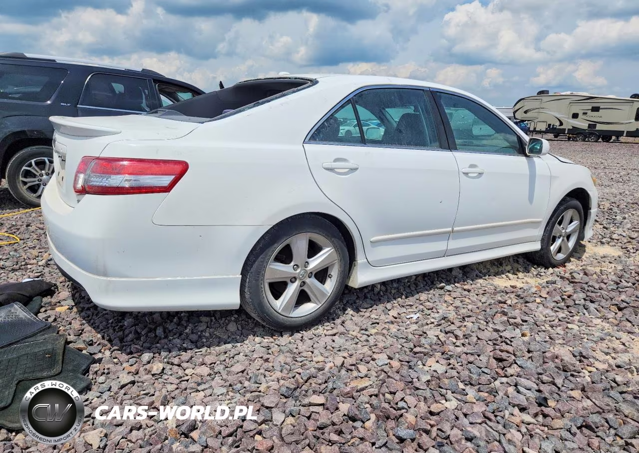 2011 Toyota Camry Se VIN:4T1BF3EK8BU614398 - 3