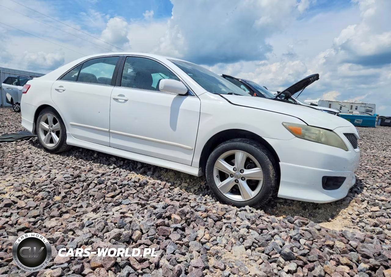 2011 Toyota Camry Se VIN:4T1BF3EK8BU614398 - 4