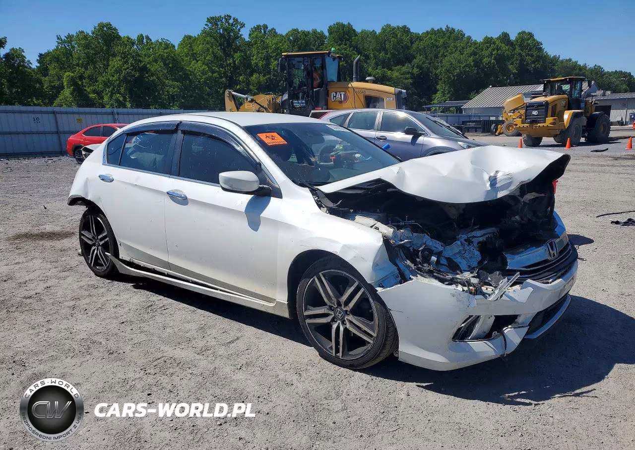 2016 Honda Accord Sport VIN:1HGCR2F60GA087365 - 4