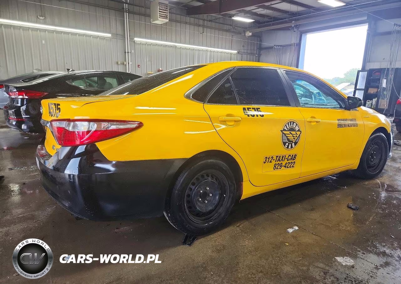 2015 Toyota Camry Hybrid Le VIN:4T1BD1FK9FU172813 - 3