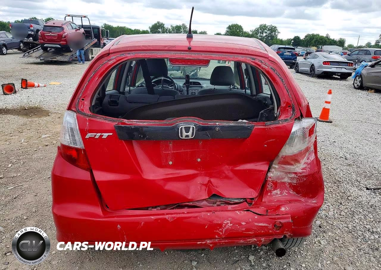 2012 Honda Fit VIN:JHMGE8H39CS007789 - 6
