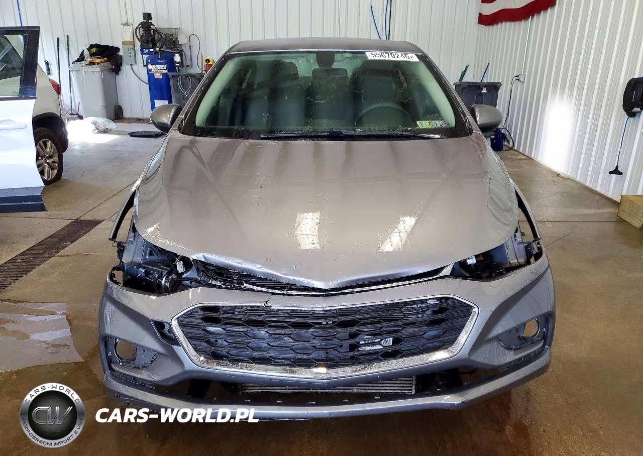 2018 Chevrolet Cruze Lt VIN:1G1BE5SM6J7224642 - 5