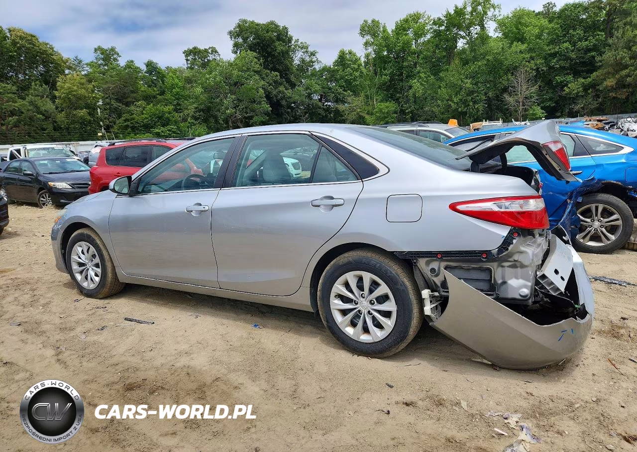 2017 Toyota Camry Le VIN:4T1BF1FK2HU676200 - 2