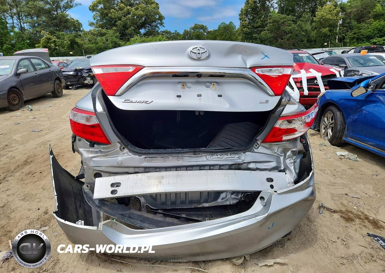 2017 Toyota Camry Le VIN:4T1BF1FK2HU676200 - 6