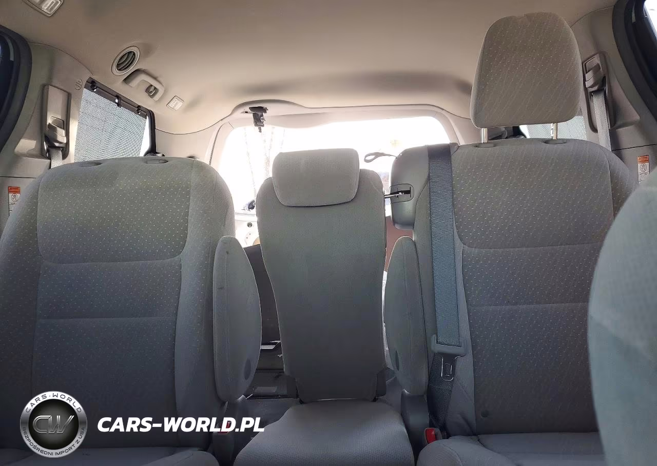 2019 Toyota Sienna Le VIN:5TDKZ3DC5KS993841 - 10