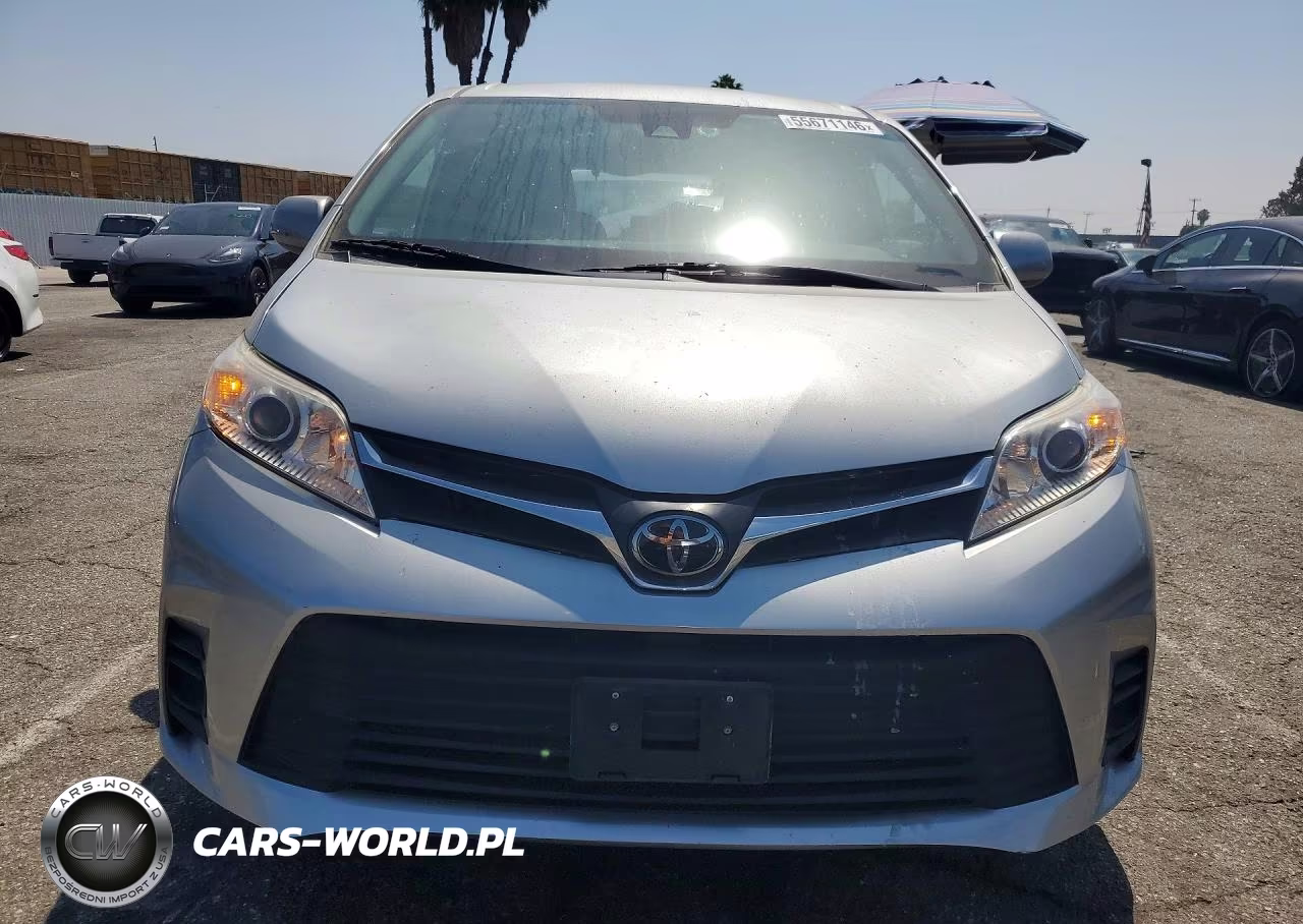 2019 Toyota Sienna Le VIN:5TDKZ3DC5KS993841 - 5