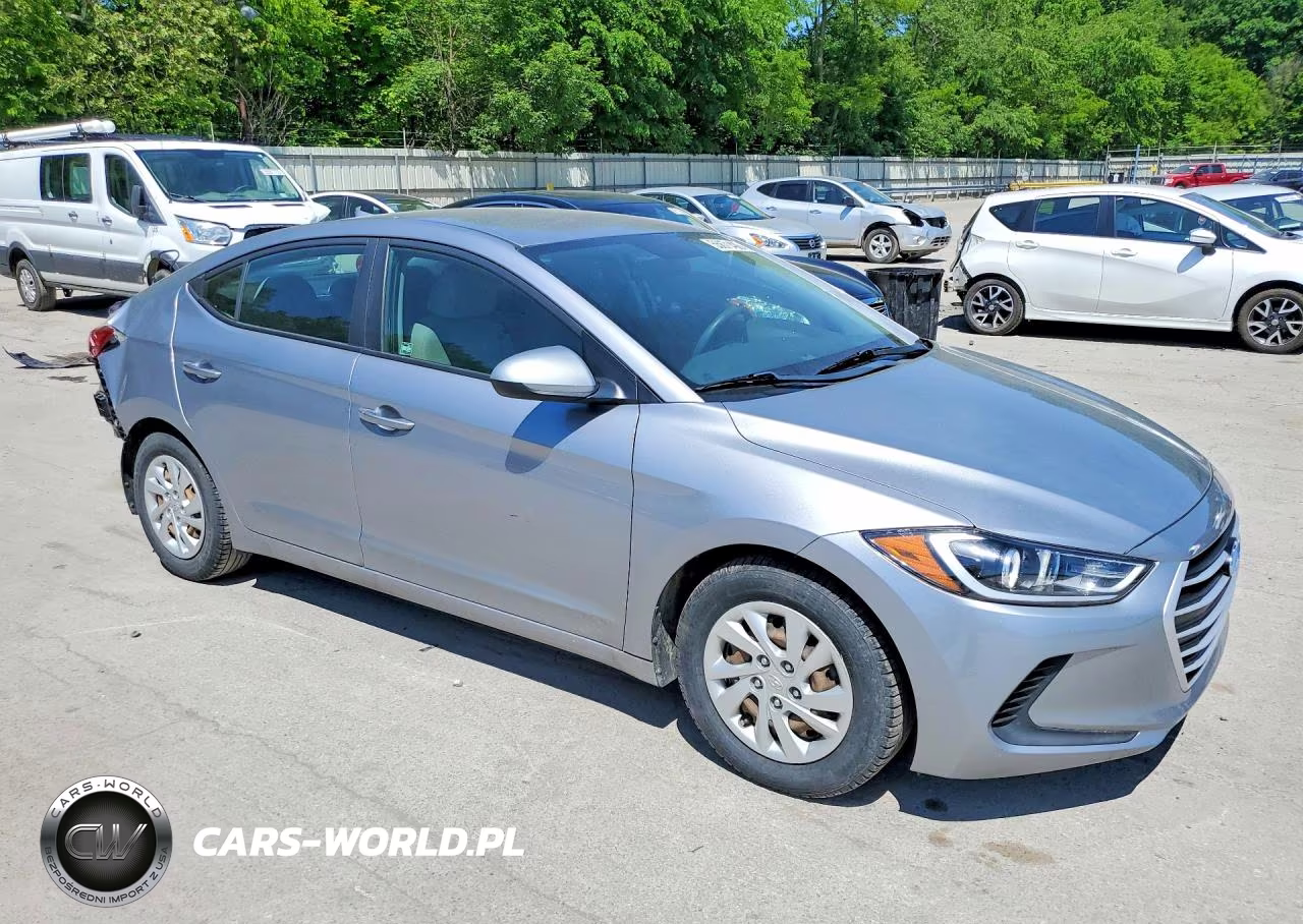 2017 Hyundai Elantra Se VIN:5NPD74LF3HH207615 - 4