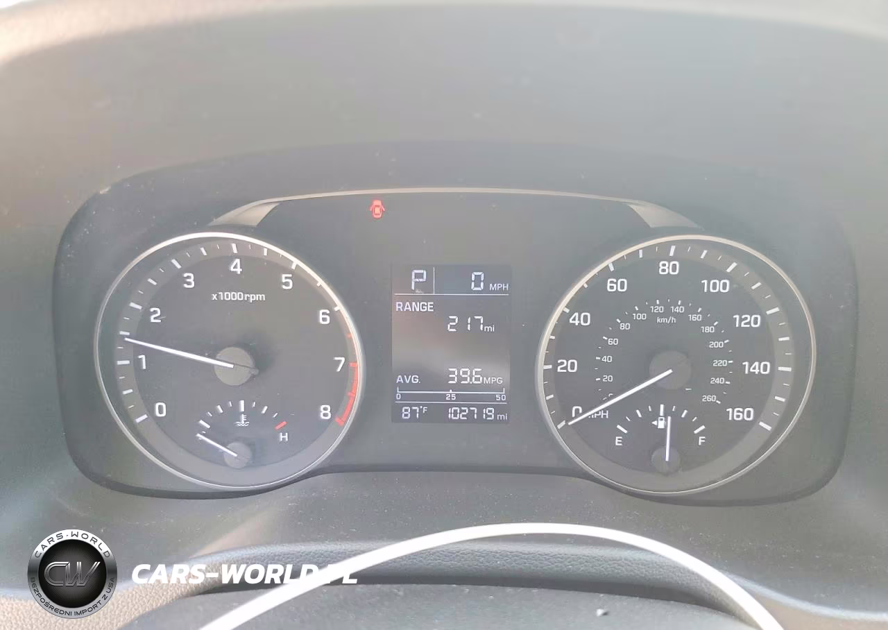 2017 Hyundai Elantra Se VIN:5NPD74LF3HH207615 - 9