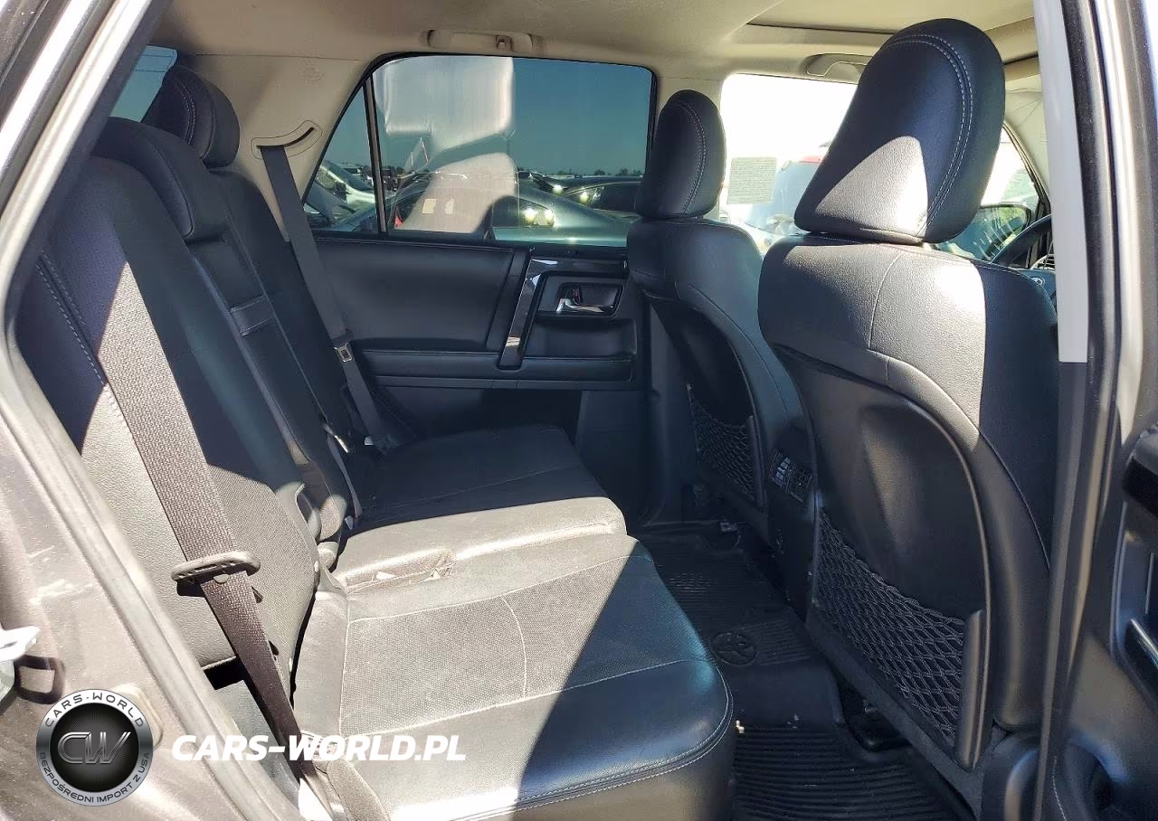 2019 Toyota 4Runner Limited Nightshade VIN:JTEBU5JR8K5711681 - 11