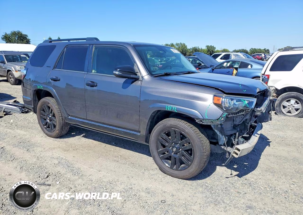 2019 Toyota 4Runner Limited Nightshade VIN:JTEBU5JR8K5711681 - 4