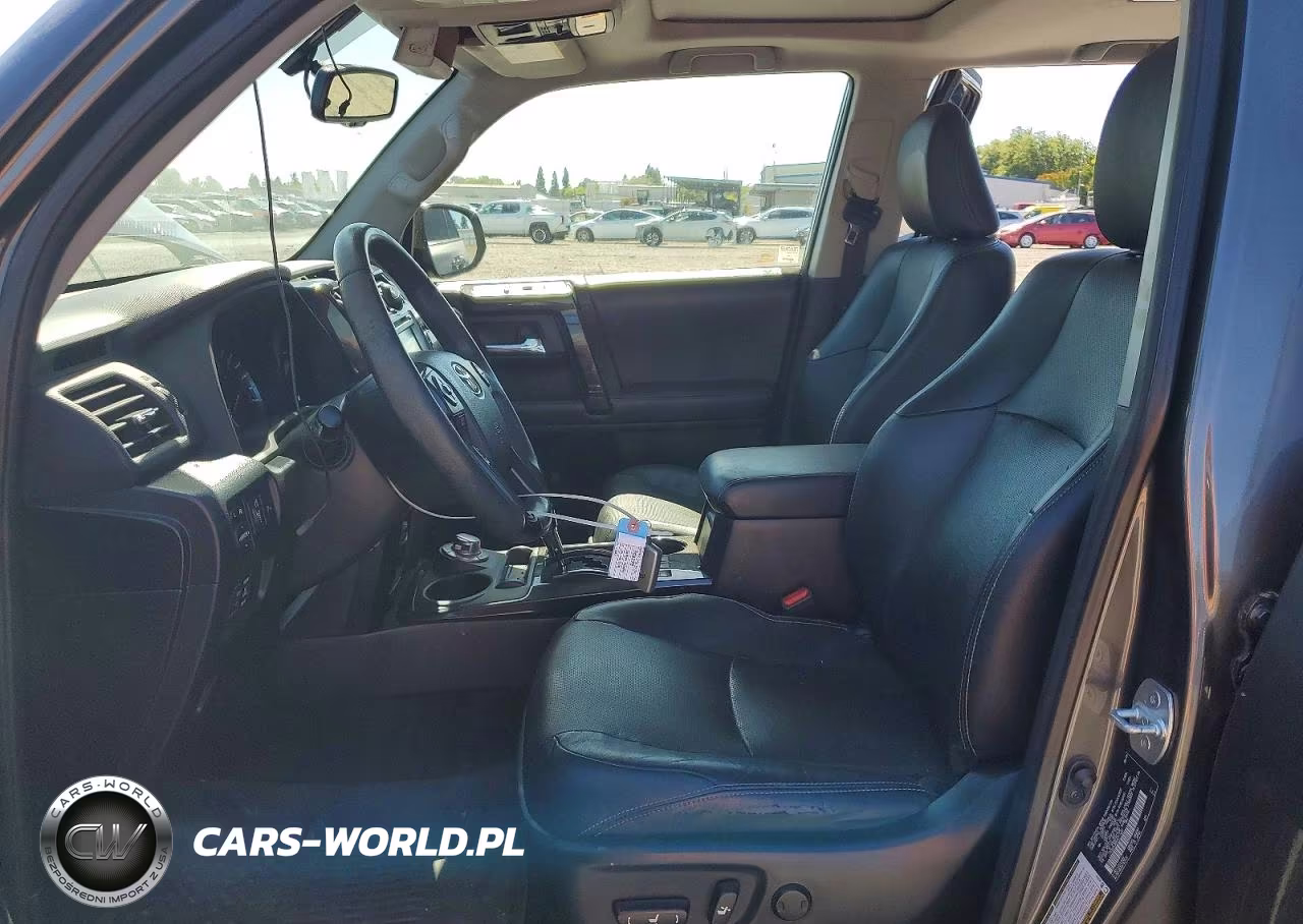2019 Toyota 4Runner Limited Nightshade VIN:JTEBU5JR8K5711681 - 7